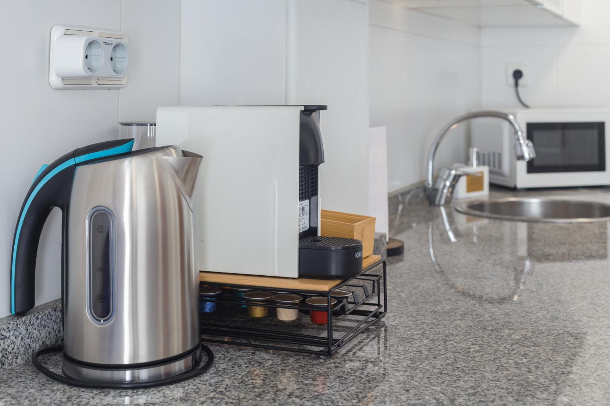 バレンシアPiso Familiar Cerca Del Centro, Ac Y Wifi Gratisアパートメント エクステリア 写真